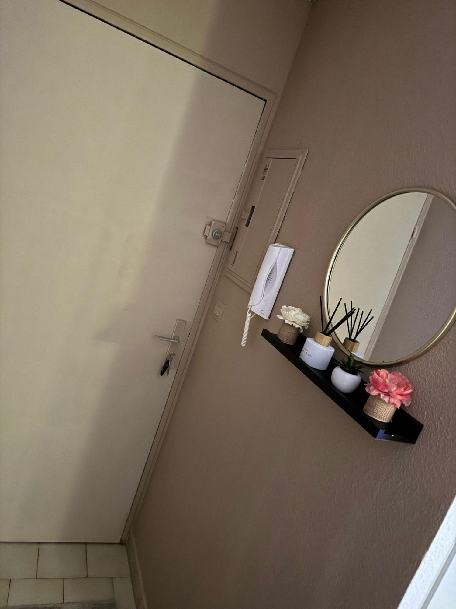 T2 Montpellier Plein Sud Clim Wifi Terrasse De 16M2 Apartment Luaran gambar